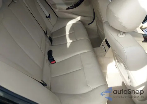 2015 BMW 335I xDrive z USA, uszkodzony, nr VIN WBA3B9G56FNR93171